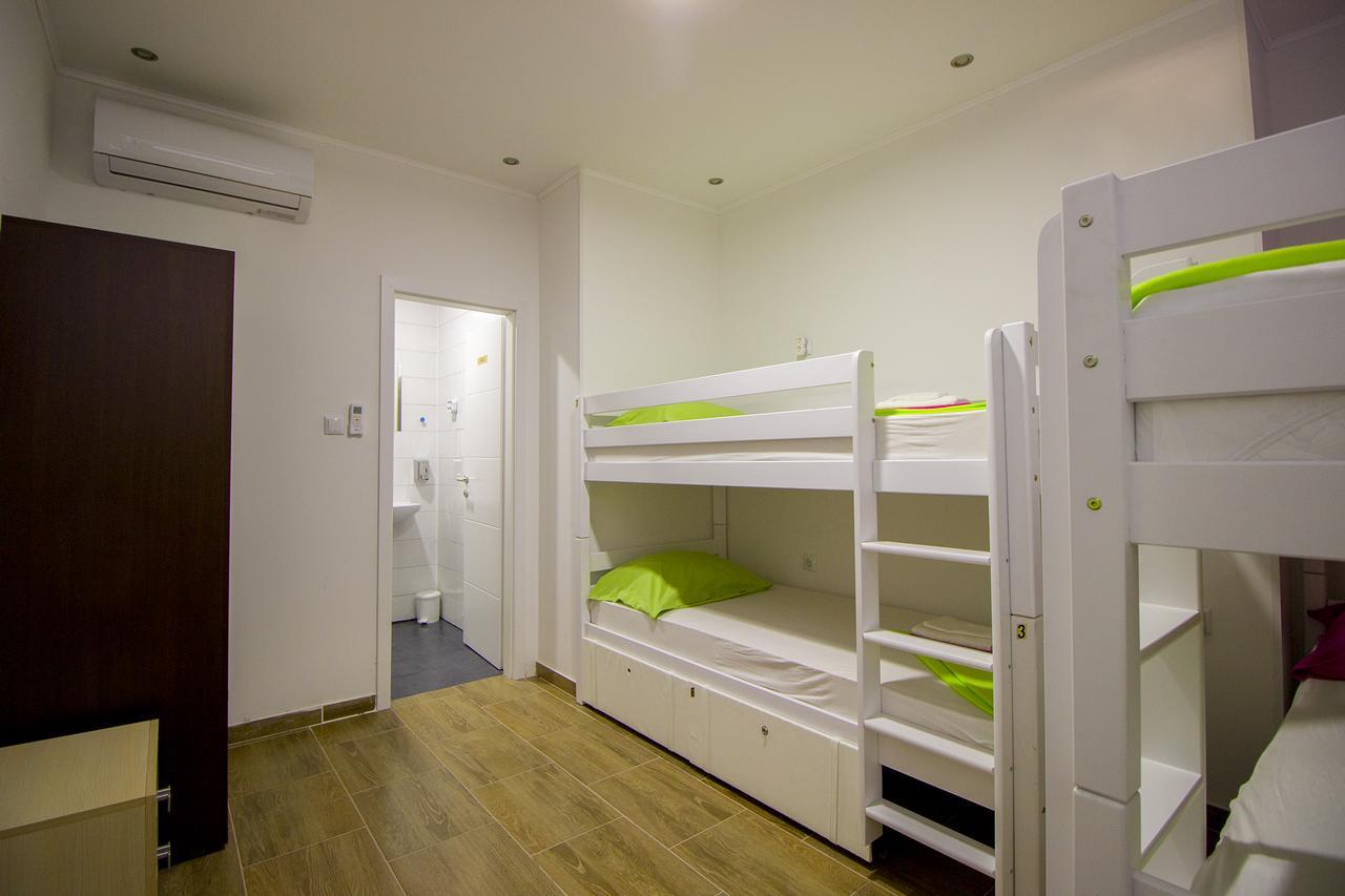 Dioklecijan Delux Hostel Split Exterior photo